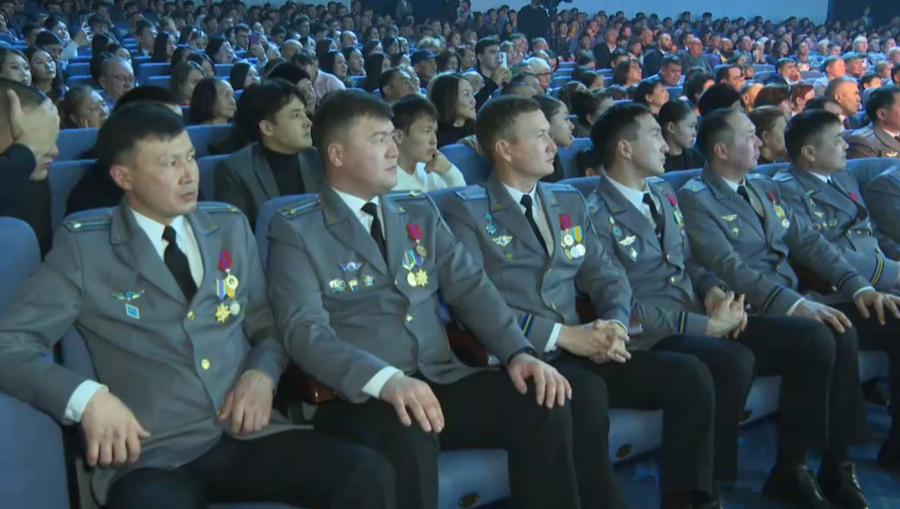 «Айбын» президенттік полкі 0112 әскери бөлімінің құрылғанына 30 жыл толды