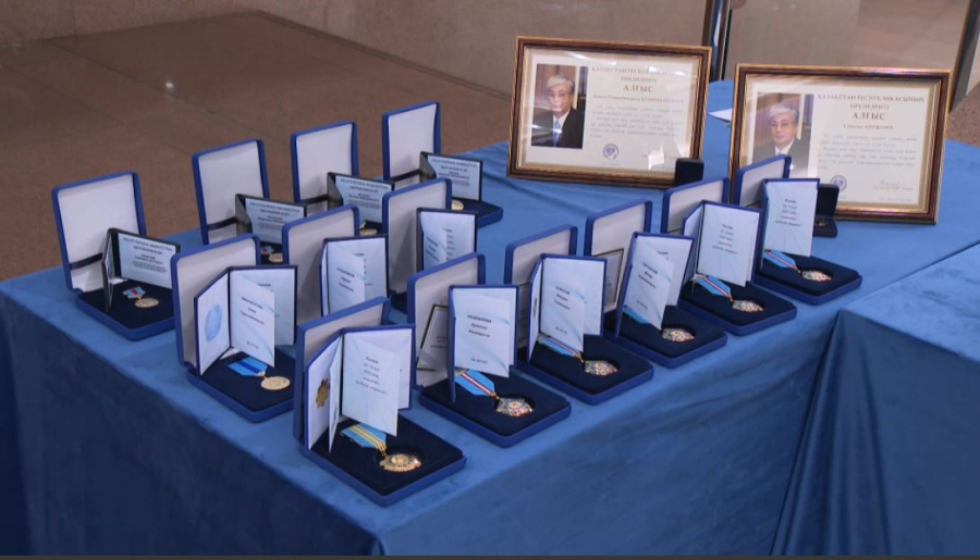 Алматыда Мәдениет пен өнер қызметкерлері марапатталды