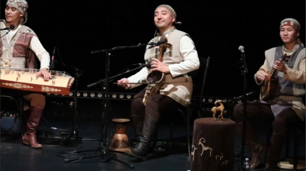 Францияда «Тұран» этноансамблінің қатысуымен концерт өтті