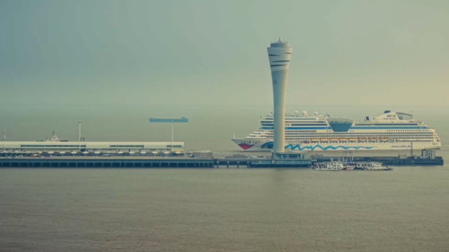 Шанхайский порт принял рекордное число иностранных туристов за сутки