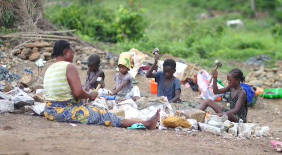 Детский труд: о тёмной стороне стратегической промышленности