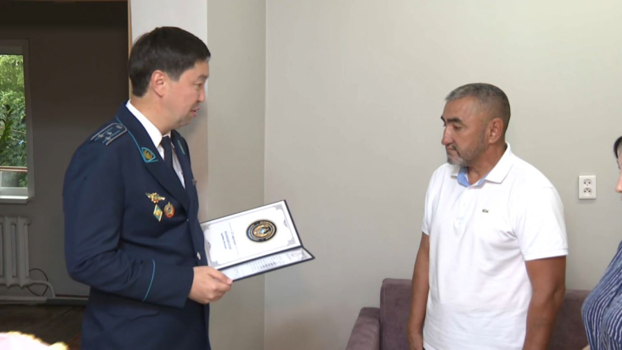 Абай облысында 2424 полицей кәсіби мерекесін атап өтіп жатыр