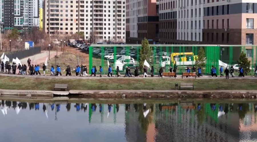 Таза Қазақстан: жағажай қоқыстан тазартылды