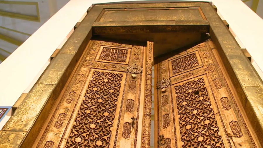 Учёные отреставрировали дверь усыпальницы мавзолея Ходжи Ахмета Ясауи