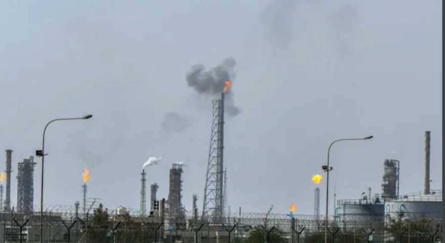 Иран Кувейттің электр стансаларын бомбалады