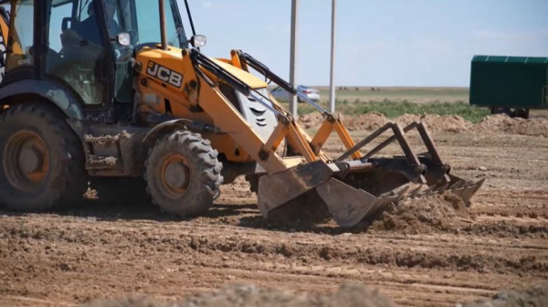 Строительство домов для пострадавших от паводка в Кульсары завершат осенью