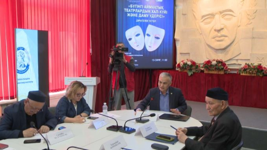 Построить новые театры в регионах предложили искусствоведы