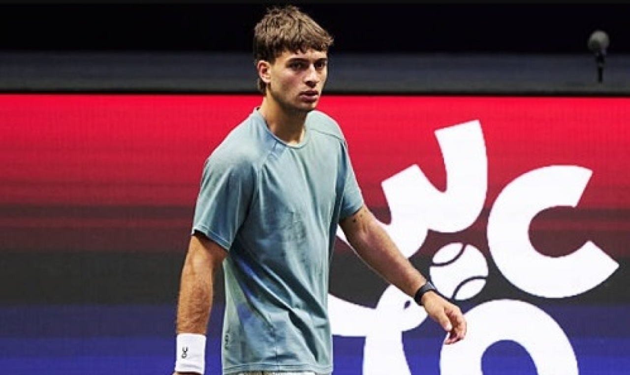 Громкие сенсации состоялись на турнире с участием Рыбакиной