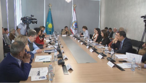 Мажилисмены обсудили проблемы КСК и ОСИ в Алматы
