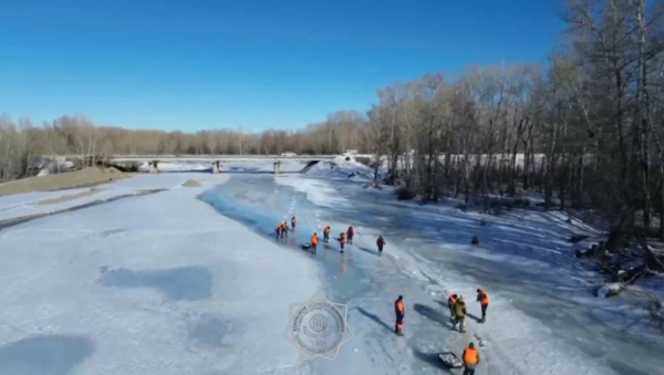 ШҚО-да мұз жару жұмыстары жалғасып жатыр