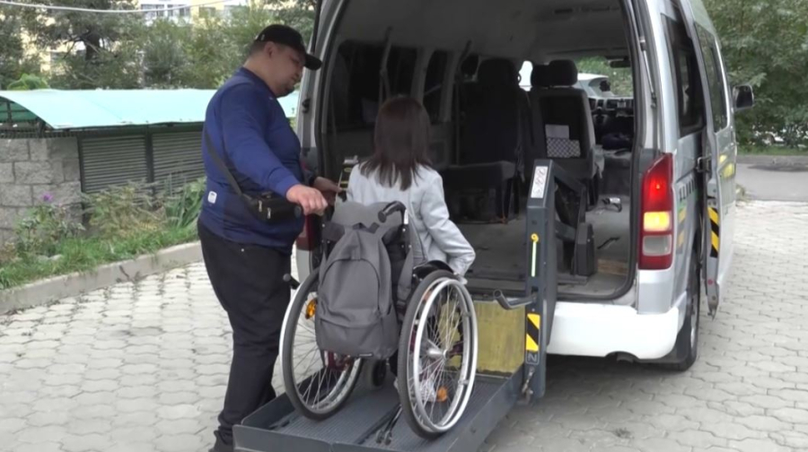 Инватакси в Казахстане стало доступнее