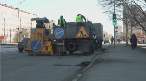 К ремонту дорог приступили в Павлодаре