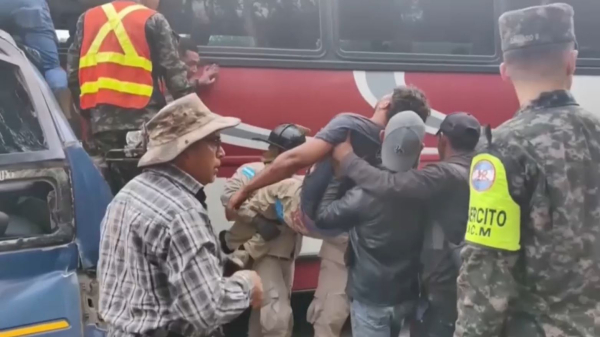 Гондураста автобус апатынан 17 адам қаза тапты