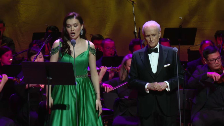 Қазақстандық опера әншісі әйгілі Хосе Каррераспен бірге ән шырқады