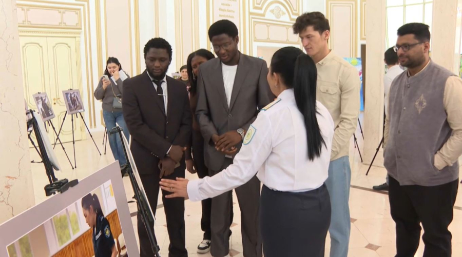 Павлодарда «Заң мен тәртіп» фотокөрмесі ашылды