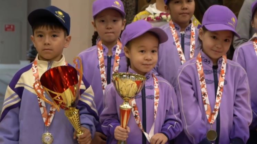 Юные танцоры из Казахстана завоевали Гран-при на международном конкурсе в Ташкенте