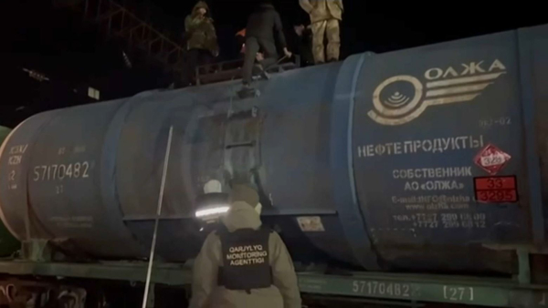 Қырғызстанға АИ-92 маркалы бензинді заңсыз сатқандар ұсталды