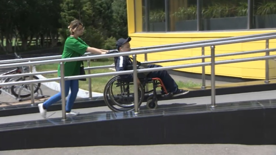 Более 1000 объектов адаптировали для лиц с инвалидностью в Акмолинской области