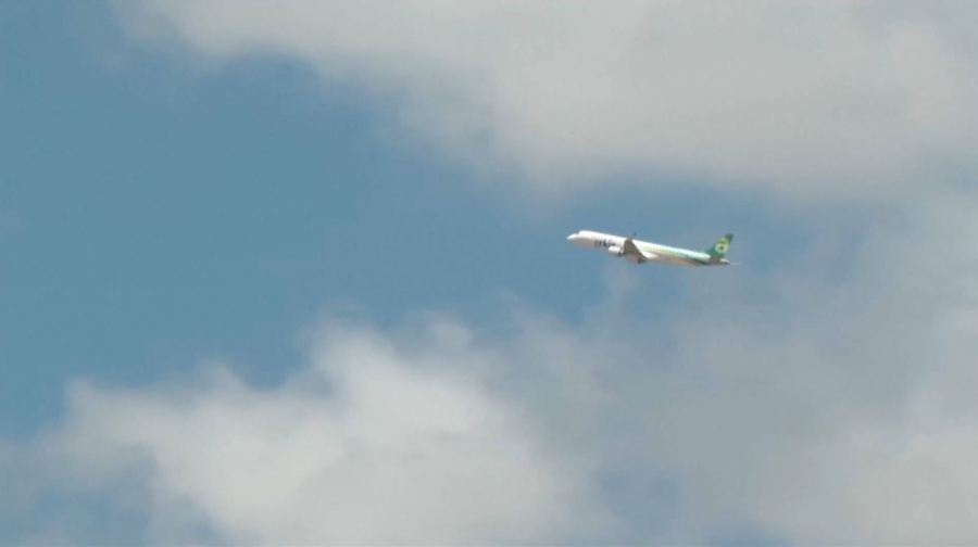 Иностранные авиакомпании приостановили полёты в Израиль