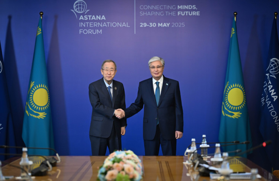 Глава государства принял председателя Глобального института зеленого роста Пан Ги Муна  