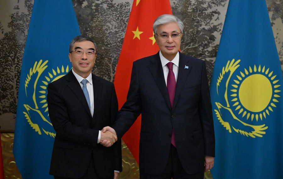 Касым-Жомарт Токаев провел переговоры с главой Huawei