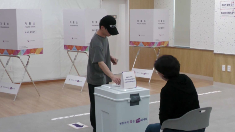 Оңтүстік Корея тұрғындары жаңа президентін таңдайды. LIVE