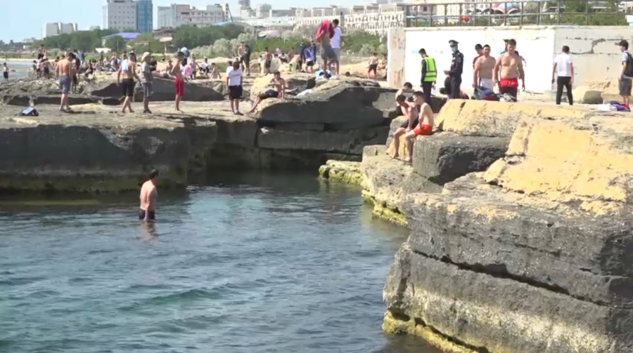 Число официальных пляжей на Каспии увеличилось в Мангистау