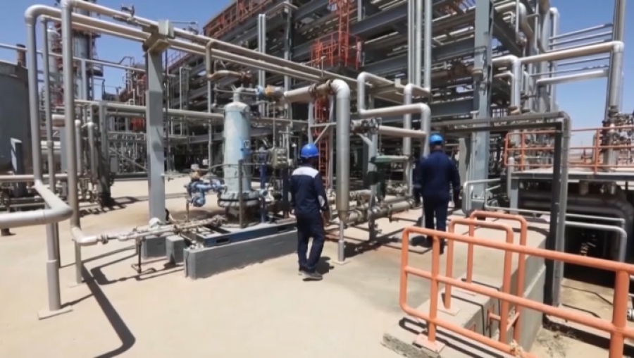 Цены на нефть и золото растут из-за конфликта на Ближнем Востоке