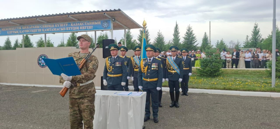 Солдаты-новобранцы приняли присягу в ВКО