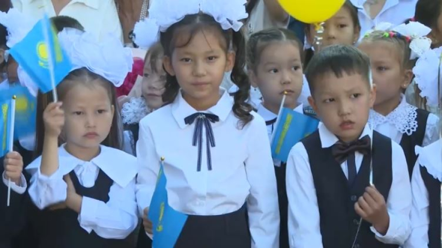 Пять школ открыли в День знаний в Актюбинской области