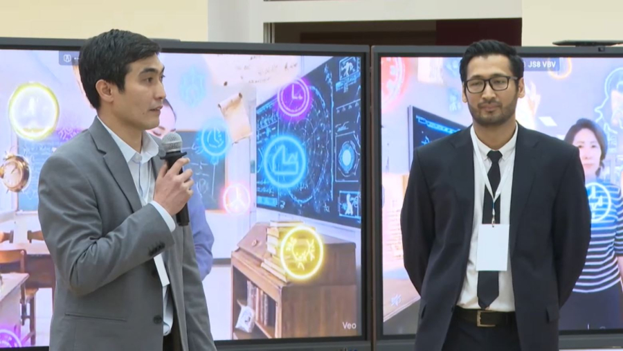 Елордадағы мектеп-лицей ЖИ-ді оқу барысында қолданады