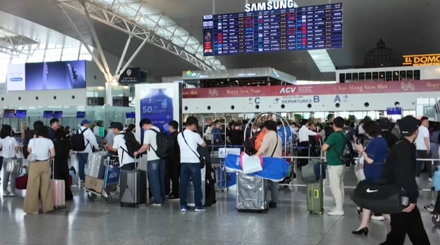 Вьетнам ограничивает авиасообщение