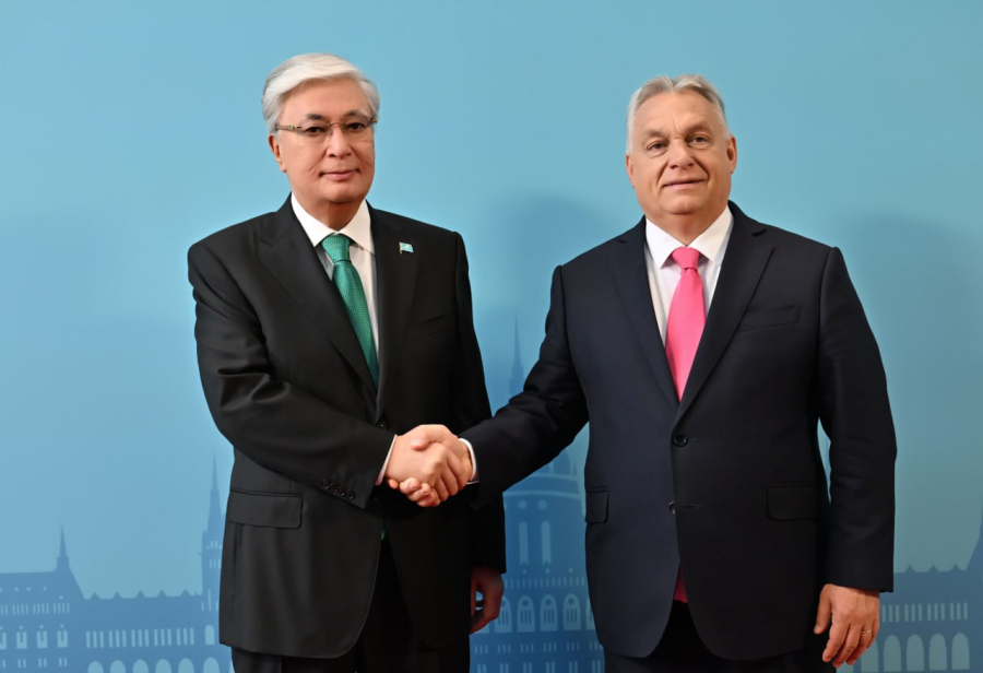 Касым-Жомарт Токаев прибыл в павильон Vаrkert Bazar в Будапеште