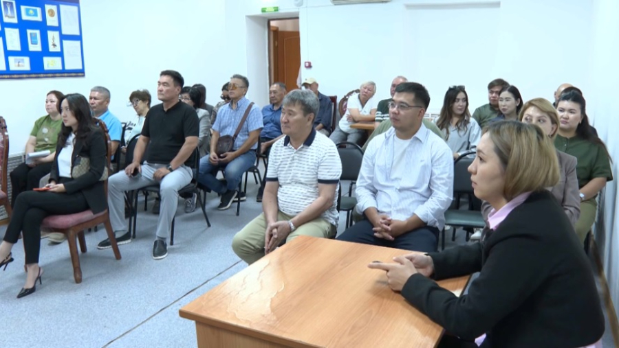 Агитационная кампания продолжается в Казахстане