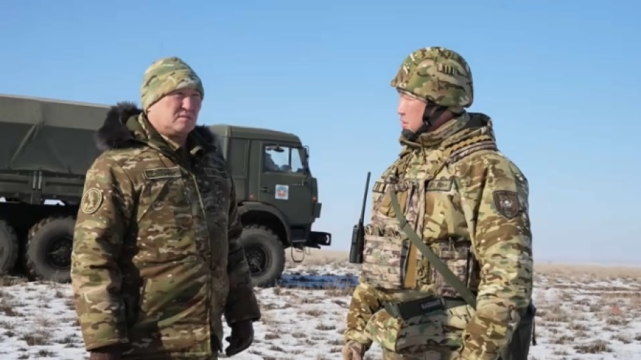 В Казахстане проверяют боеготовность Десантно-штурмовых войск