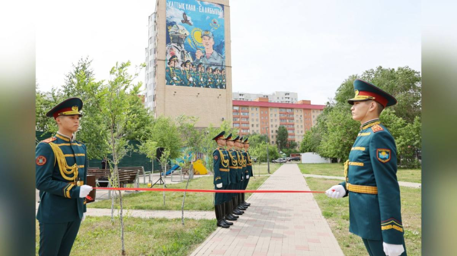 Патриотический мурал открыли в Астане