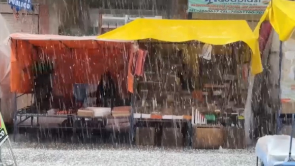 Ливни с градом накрыли запад Боливии