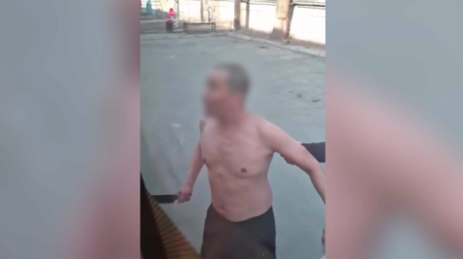 Мужчина угрожал ножом работникам скорой помощи в Алматы