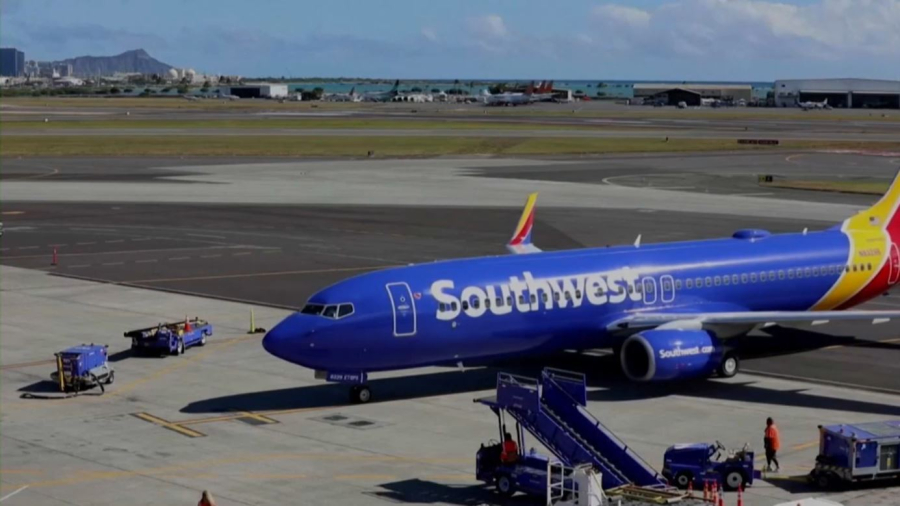 АҚШ-та әуе рейстері жаппай кешігіп жатыр