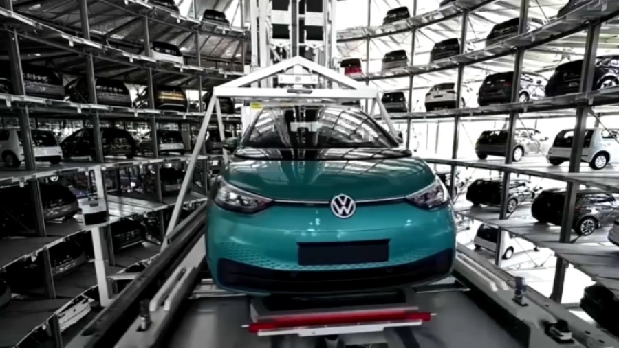 Volkswagen вдвое сократит модельный ряд