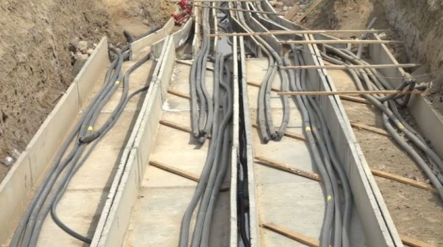 Реконструкцию электросетей проводят в Атырауской области