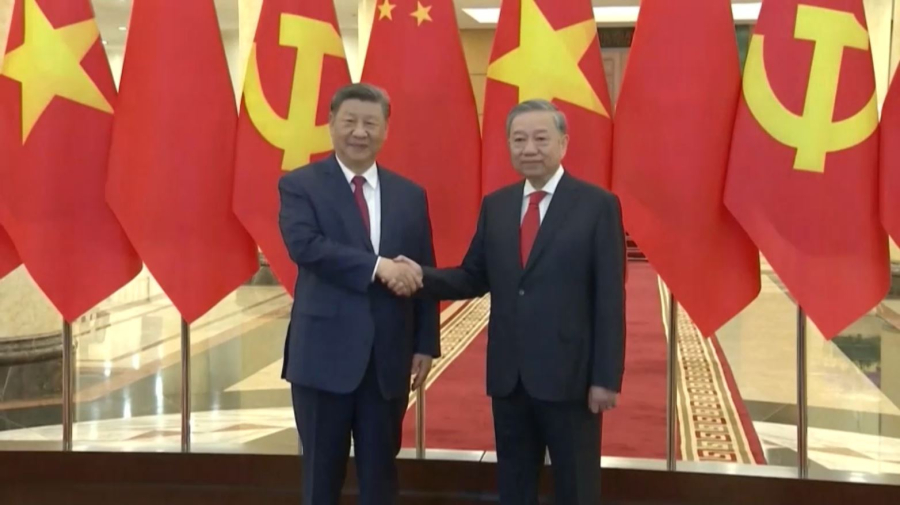 Си Цзиньпин Оңтүстік-Шығыс Азияны аралап шықты