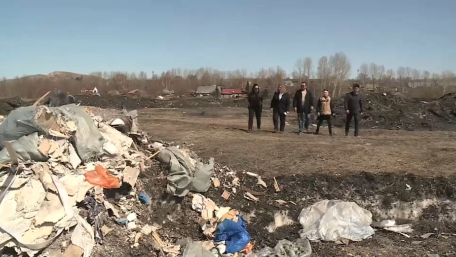 Өскеменде белсенділер мен экологтар заңсыз қоқыс орындарын тазартты