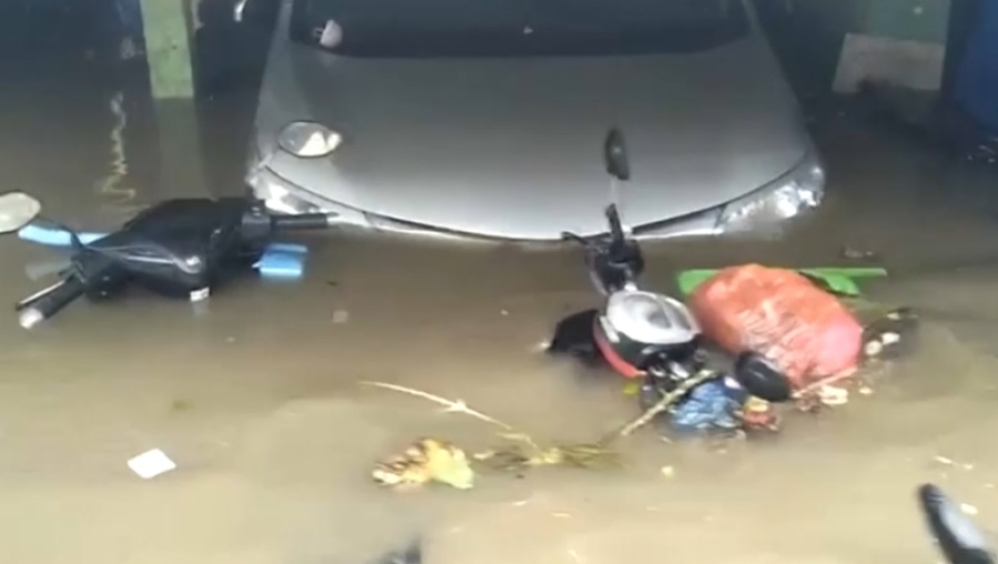 Наводнение на Бали: 11 погибших, 13 пропавших без вести