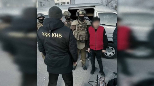 Ақтау әуежайынан есірткі жұтып өтпек болған шетелдіктер ұсталды