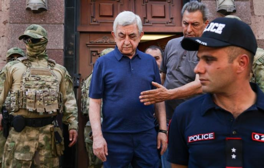 Арменияның экс-президенті Серж Саргсянға елден шығуға тыйым салынды