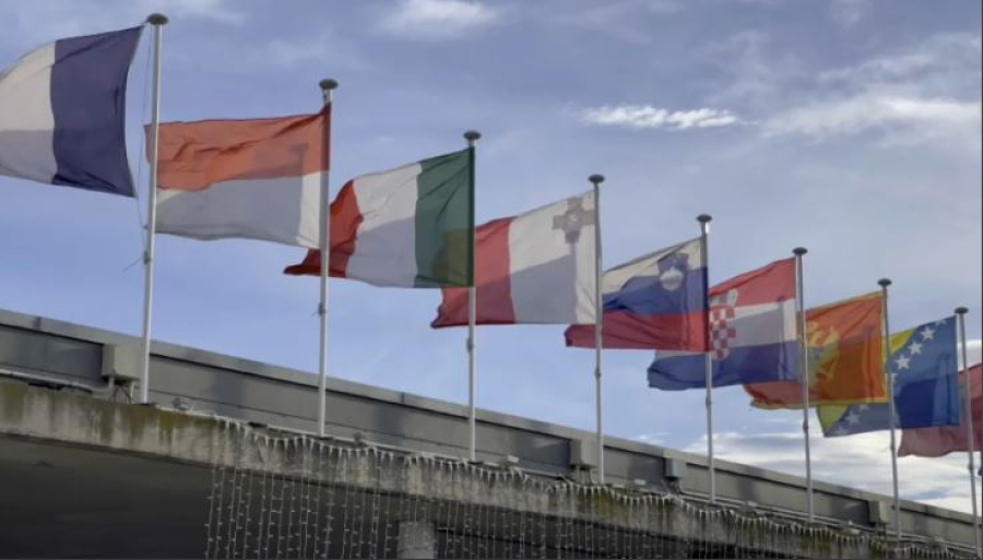 Еуропада украиналық босқындарға жан-жақты көмек көлемі азайды