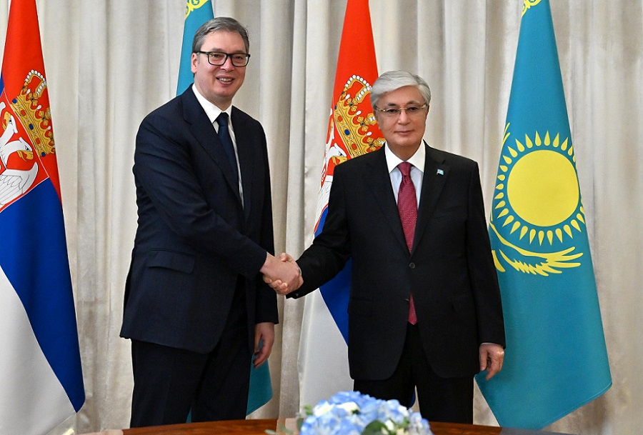 Глава государства провел переговоры с Президентом Сербии