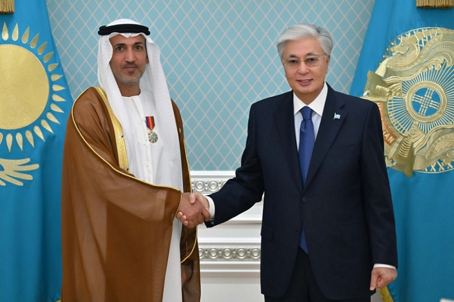 Орденом «Достық» II степени наградили министра по делам обороны ОАЭ