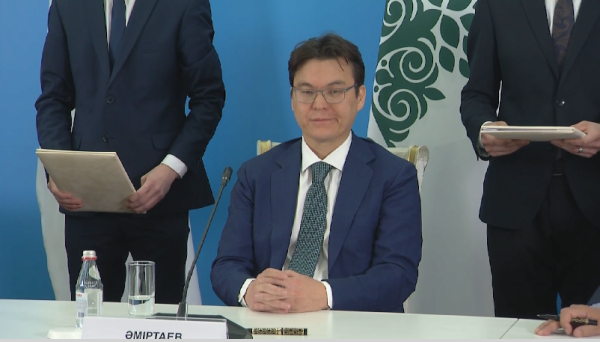 Шесть политических партий подписали меморандум